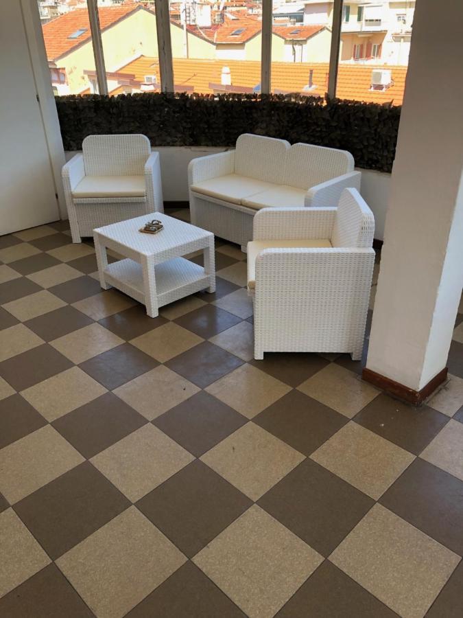 Hotel Belvedere Санремо Экстерьер фото