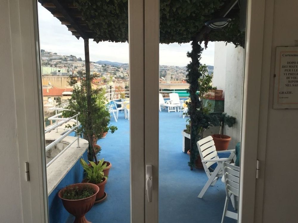 Hotel Belvedere Санремо Экстерьер фото