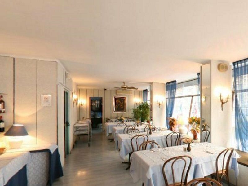 Hotel Belvedere Санремо Экстерьер фото